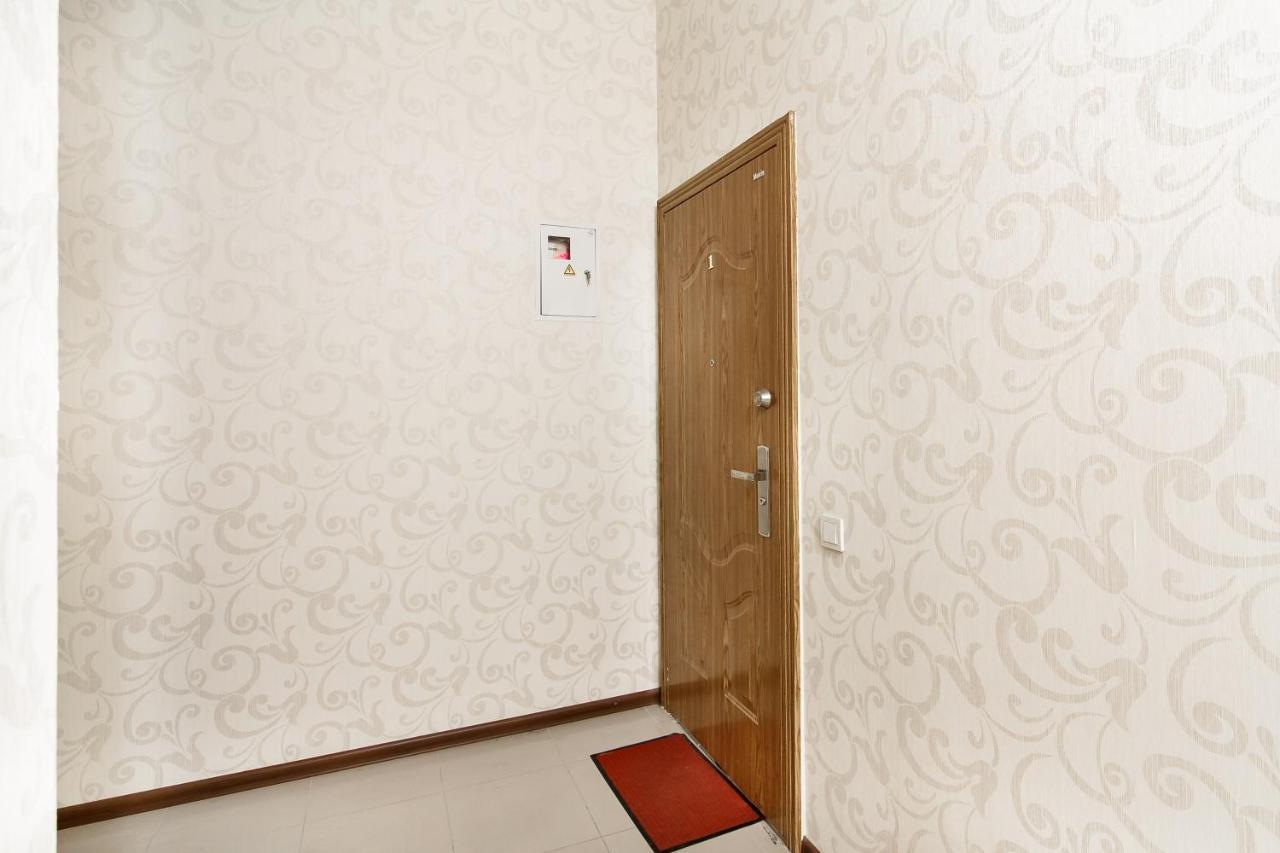 Modern Apartment In The City Center In A New Building 敖德萨 外观 照片
